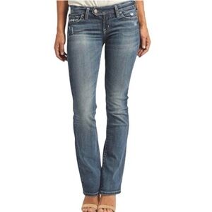 Silver “Tina” Slim Fit Flare Mid Rise Stretchy Figure Flattering Jeans Size 32